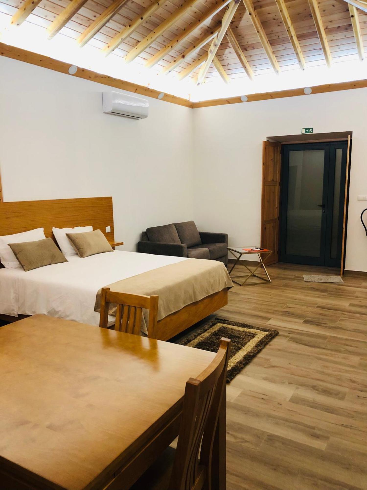 Amu- Apartamentos Misterios Da Urzelina Bagian luar foto