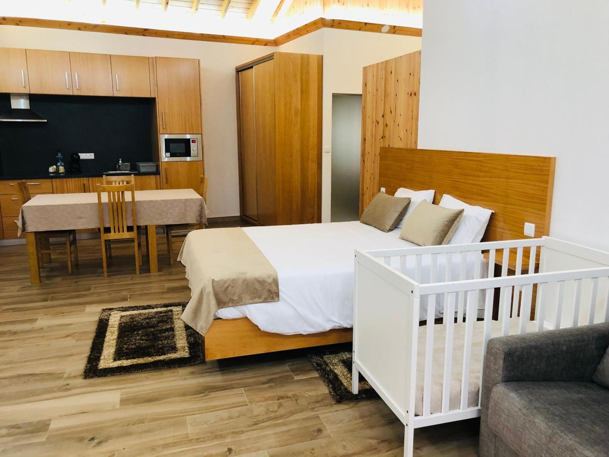 Amu- Apartamentos Misterios Da Urzelina Bagian luar foto