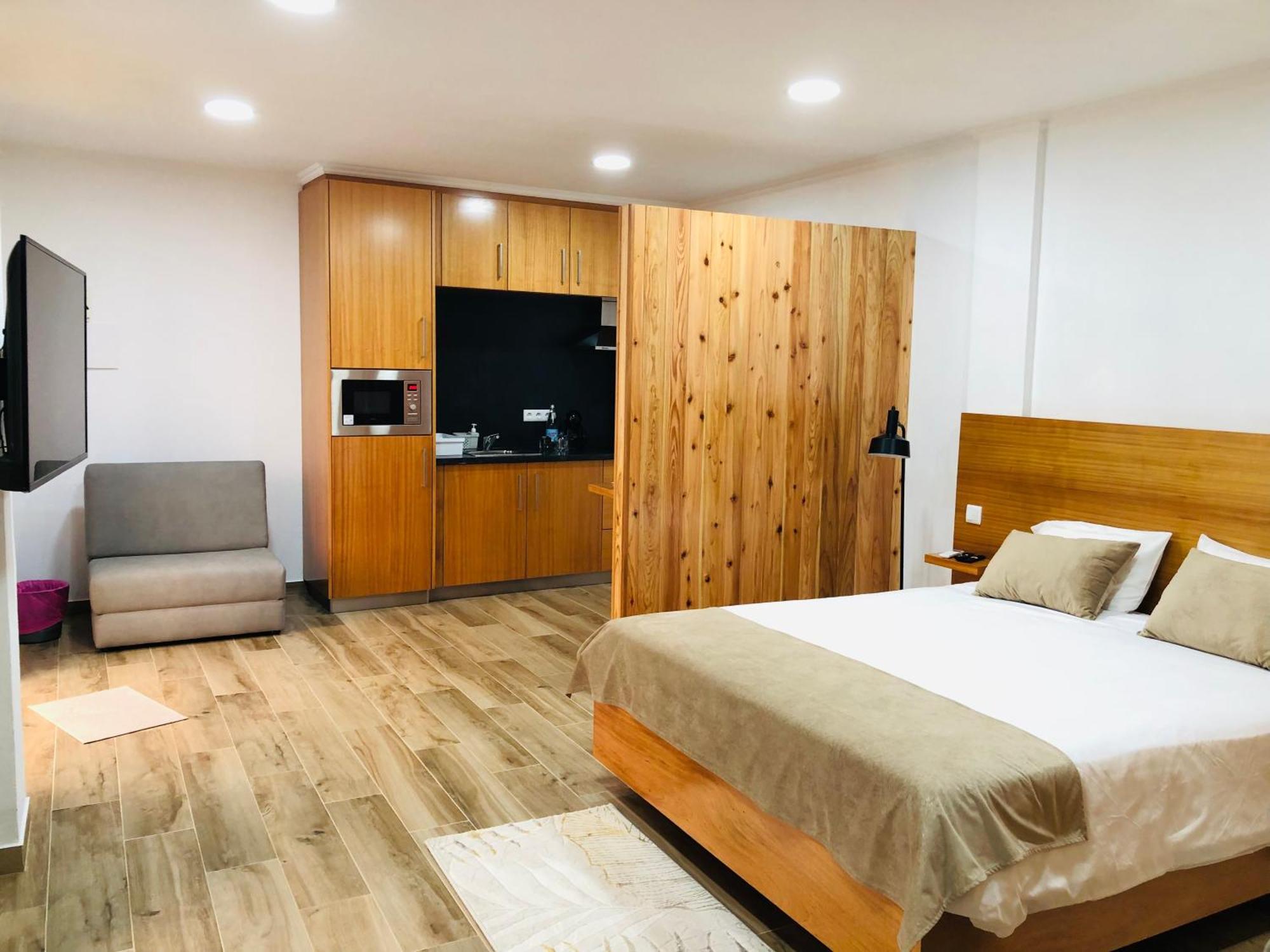 Amu- Apartamentos Misterios Da Urzelina Bagian luar foto