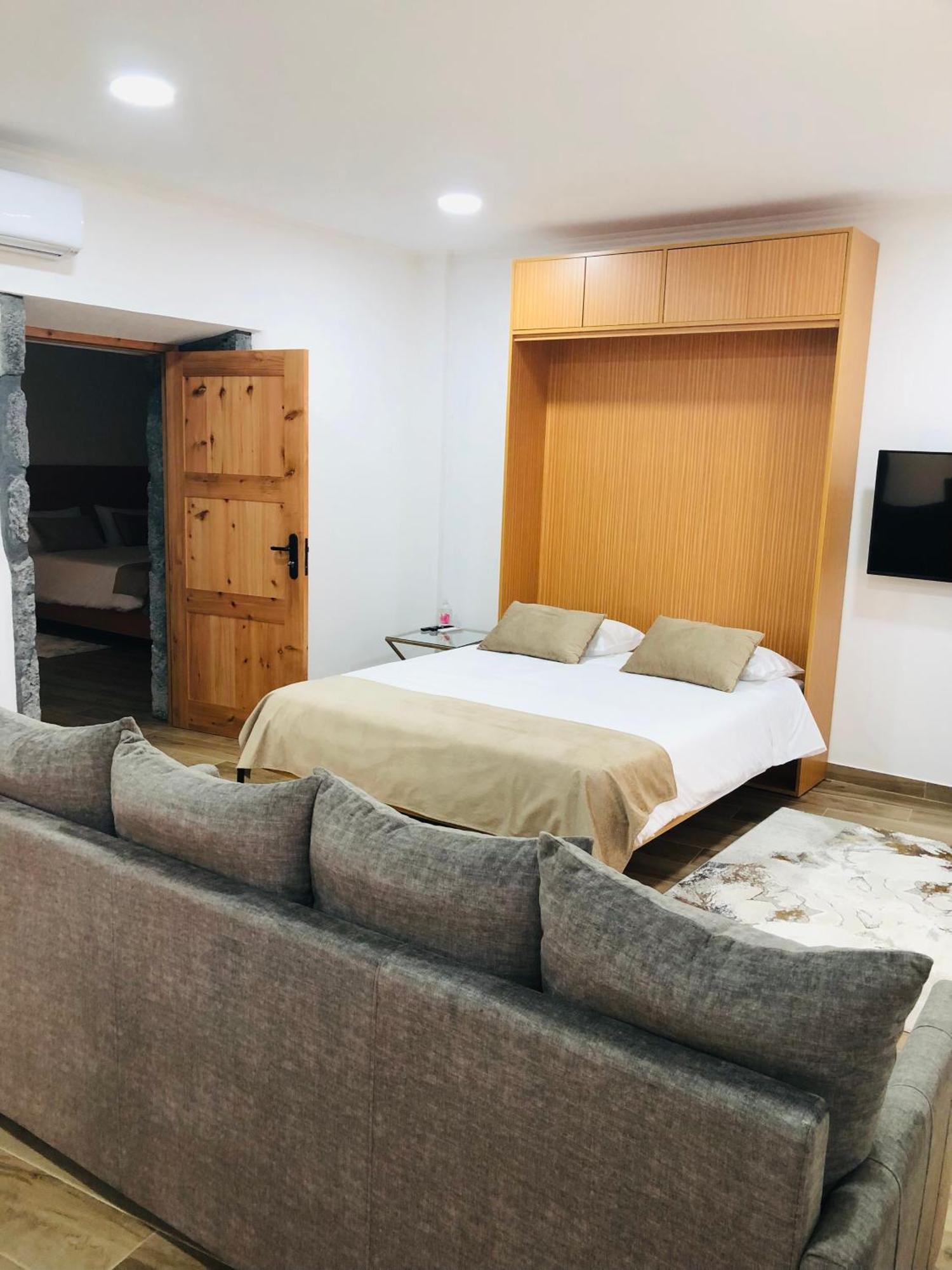 Amu- Apartamentos Misterios Da Urzelina Bagian luar foto